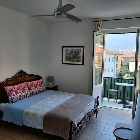 Retro' Beb Bed and Breakfast La Spezia Rum bild