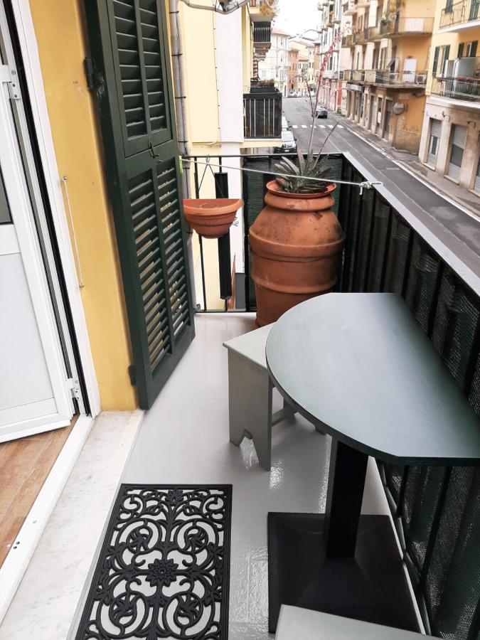 Retro' Beb Bed and Breakfast La Spezia Exteriör bild